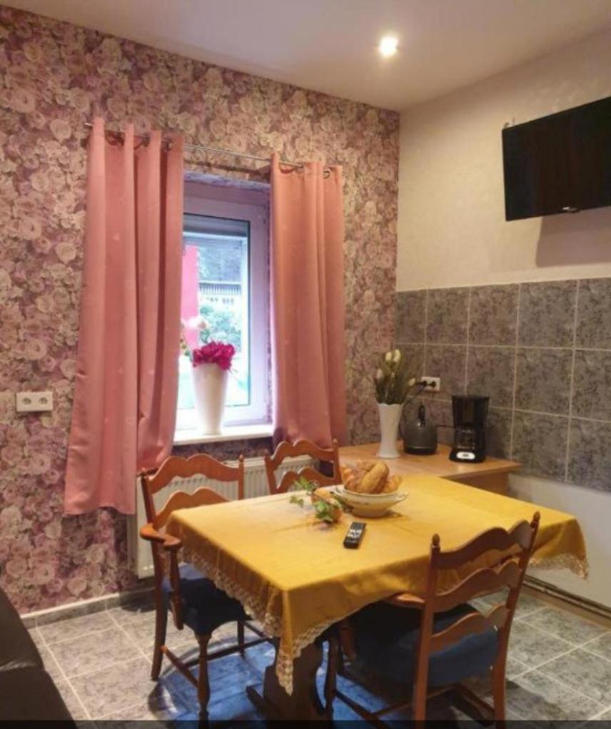 Ferienwohnungen-Monteurzimmer Lemberg Hagen  Luaran gambar
