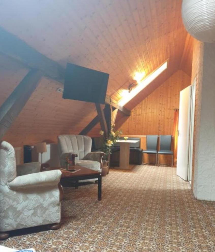Ferienwohnungen-Monteurzimmer Lemberg Hagen  Luaran gambar