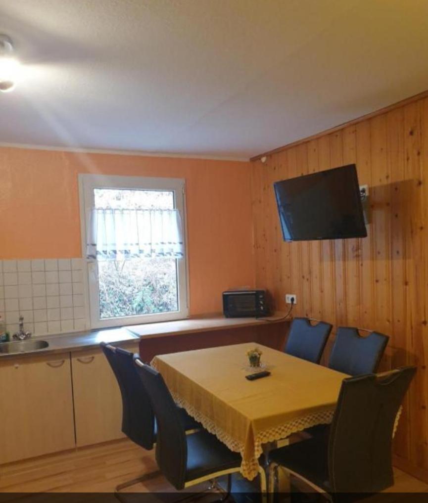 Ferienwohnungen-Monteurzimmer Lemberg Hagen  Luaran gambar